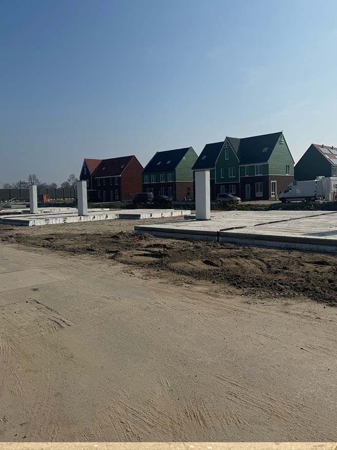 Woningbouwproject met nutsvoorzieningen